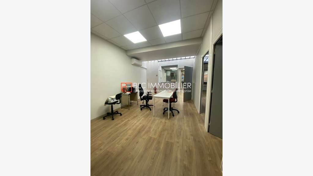 Local commercial à louer de 130m² Marseille 13006