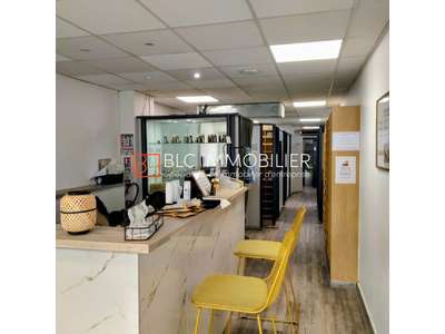 Location Locaux commerciaux - Boutiques à Marseille 8e