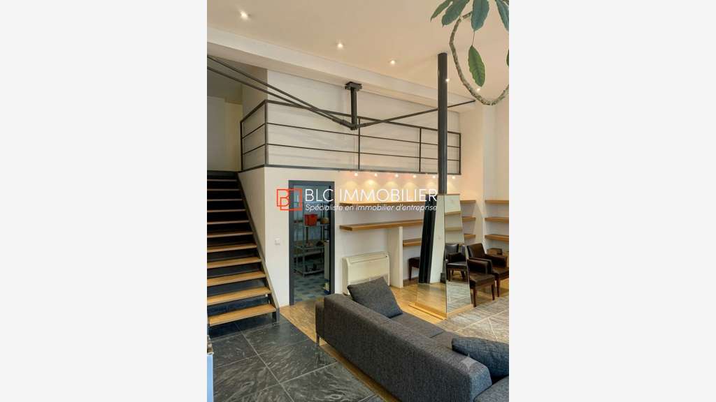 Local commercial 123m² à louer à Marseille 13008
