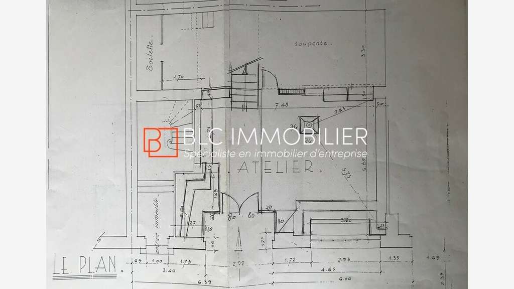 Local commercial 123m² à louer à Marseille 13008