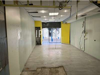 A louer local commercial 78m² à Martigues centre