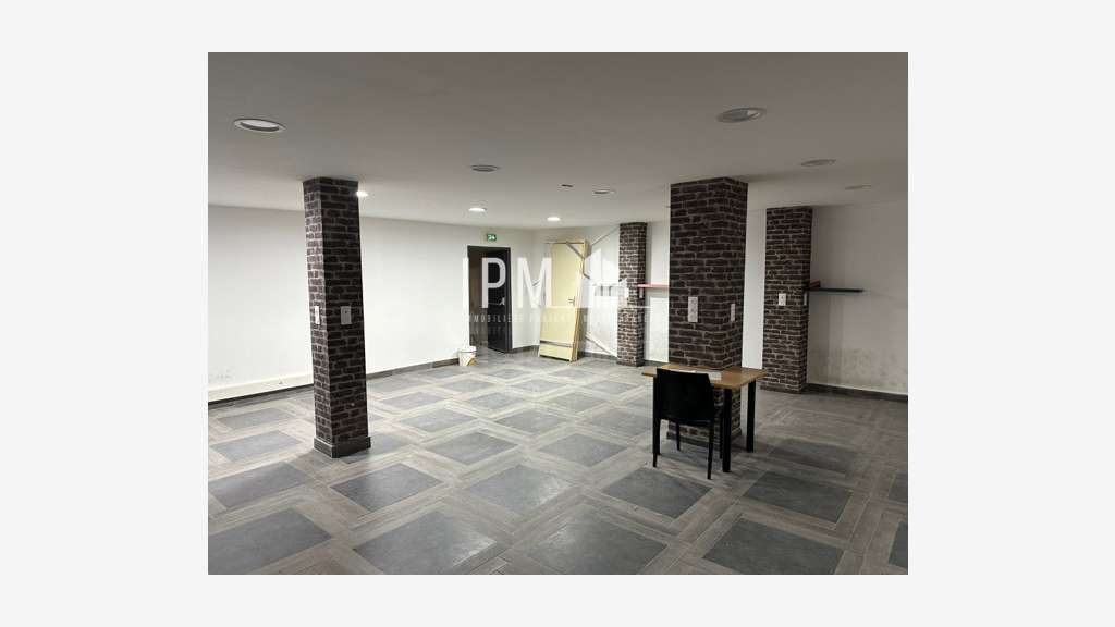 A louer local commercial 400m² ZA Martigues