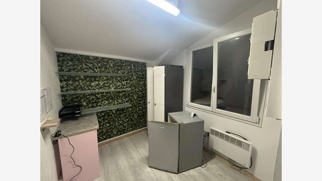 Local commercial 400m² à louer à Martigues Sud