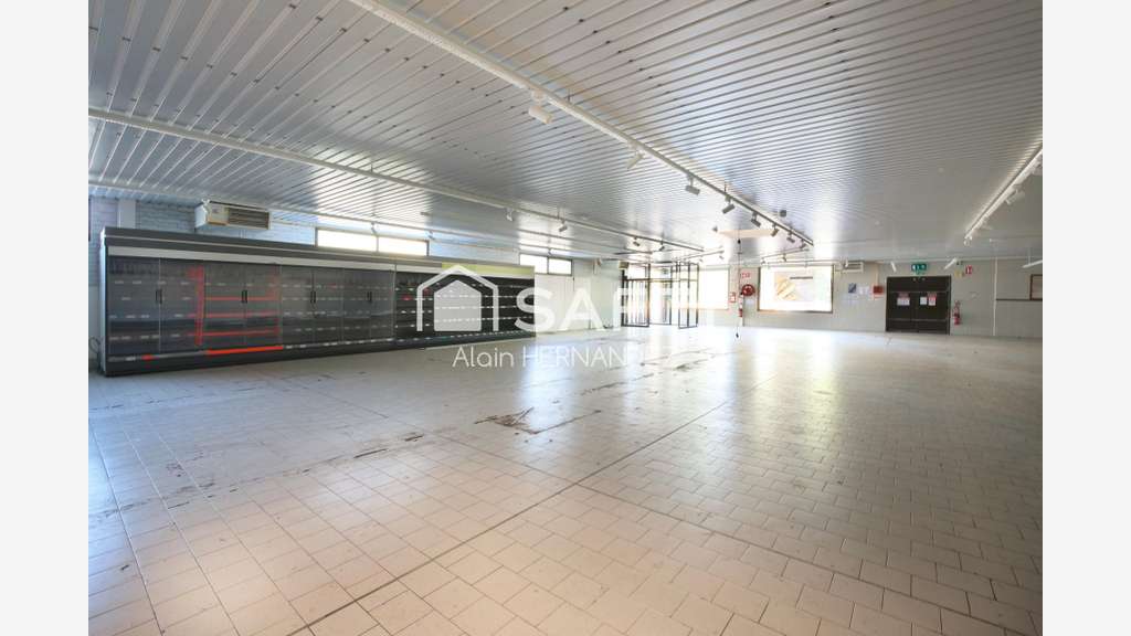 MARTRES-TOLOSANE – OPPORTUNITÉ COMMERCIALE À SAI
