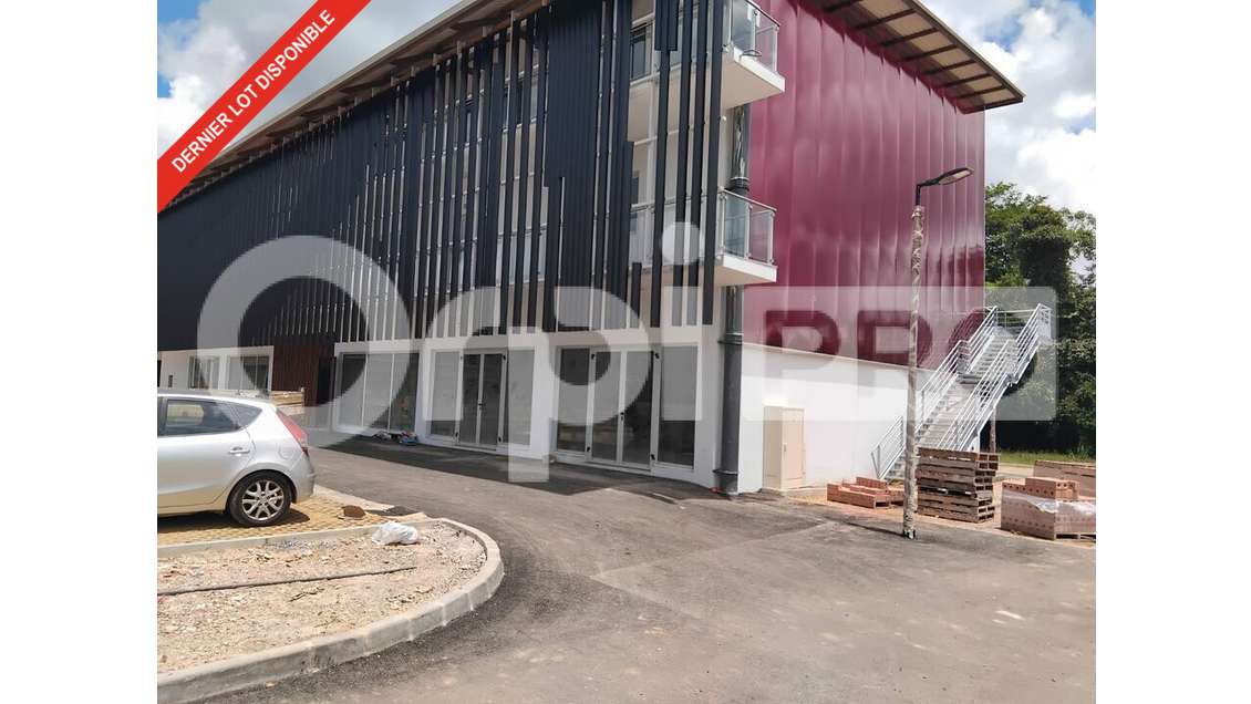 Local commercial 136m² à louer à Matoury 