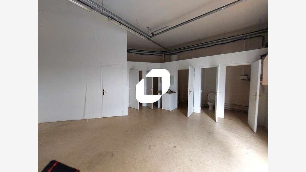 A louer Local commercial 409m² Maurepas