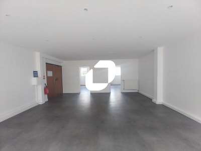A louer Local commercial 68m² Maurepas