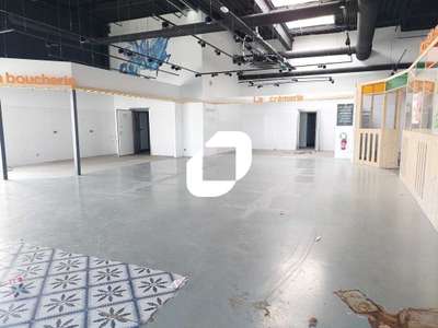 A louer Local commercial 393m² Maurepas