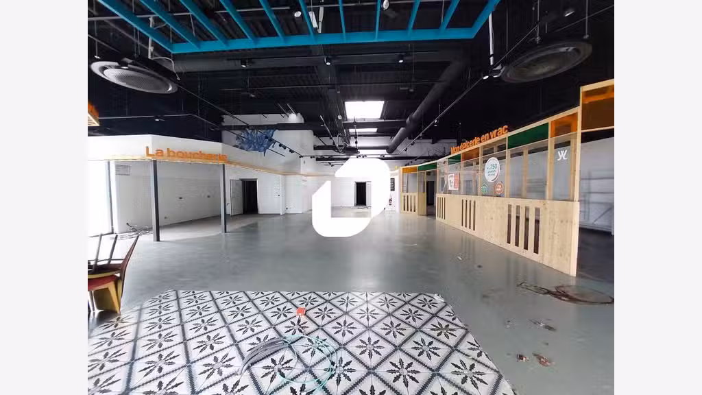 A louer Local commercial 393m² Maurepas