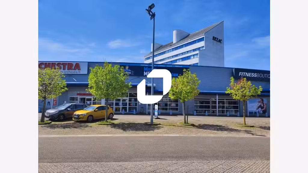 A louer Local commercial 409m² Maurepas