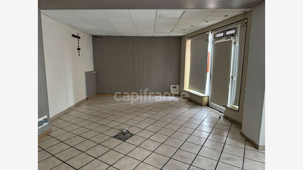 A louer local 50m² PMR emplacement idéal Maxeville