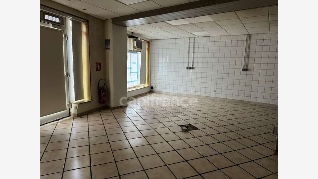 A louer local 50m² PMR emplacement idéal Maxeville