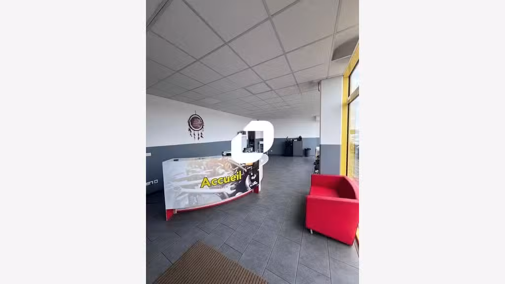 A louer Local commercial 611m² Meaux
