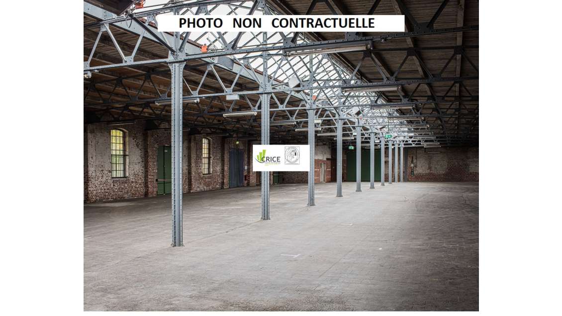A louer 2 locaux commerciaux 165m² à Médis 