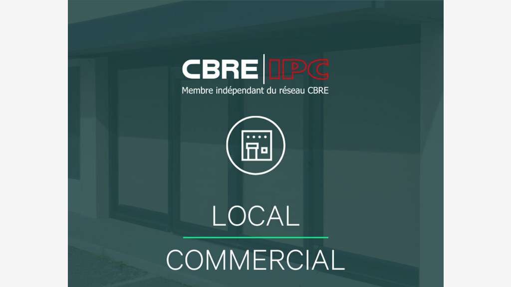 Location local 137m² excellente visibilité à Mées