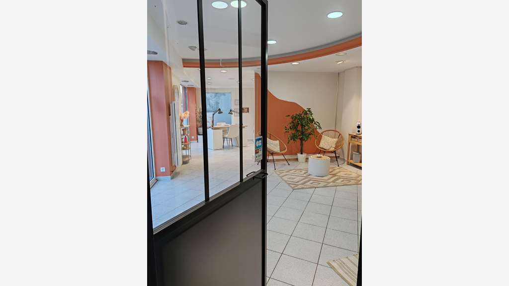 A louer surface commerciale 68m² prox Merdrignac