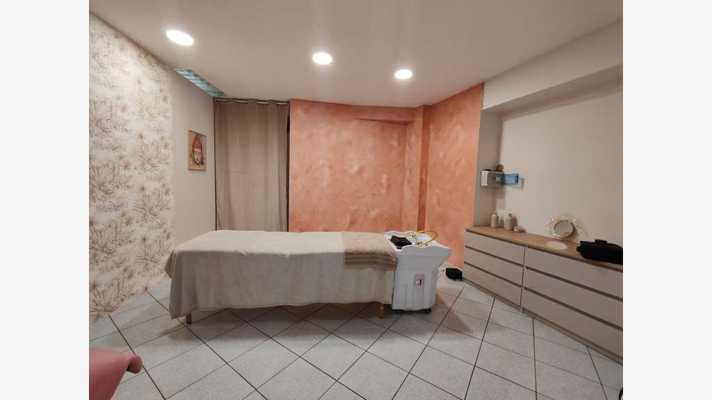 A louer surface commerciale 68m² prox Merdrignac