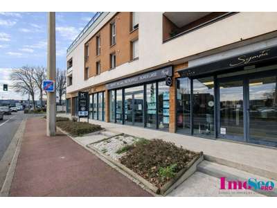 Location Locaux commerciaux - Boutiques à Mérignac