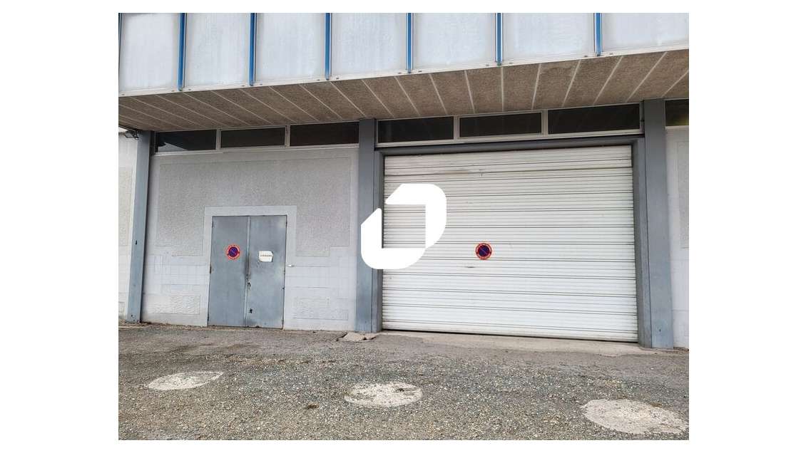A louer Local commercial 330m² Merignac