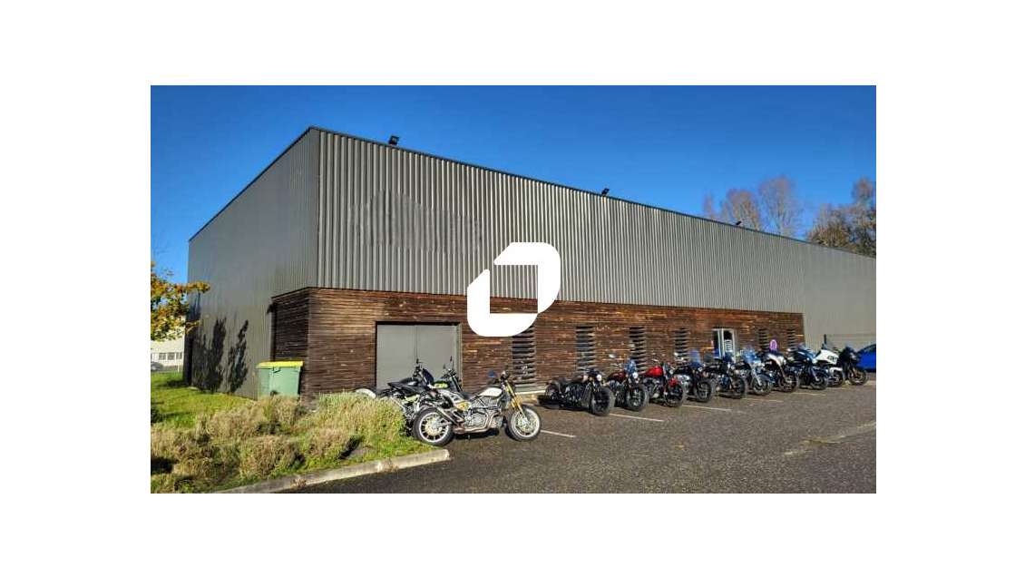 A louer Local commercial 700m² Merignac