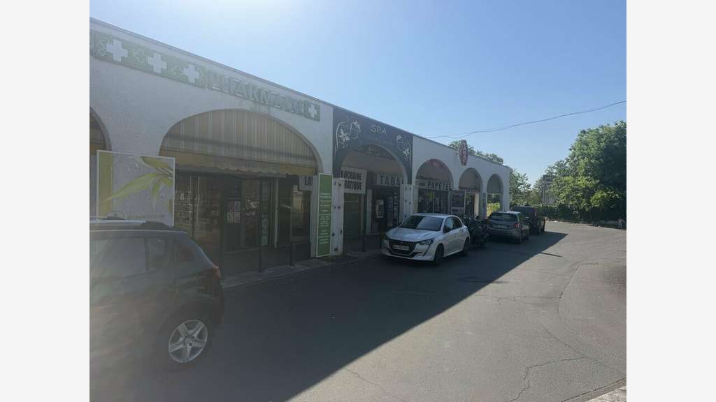Local commercial de 43m² à louer à Mérignac