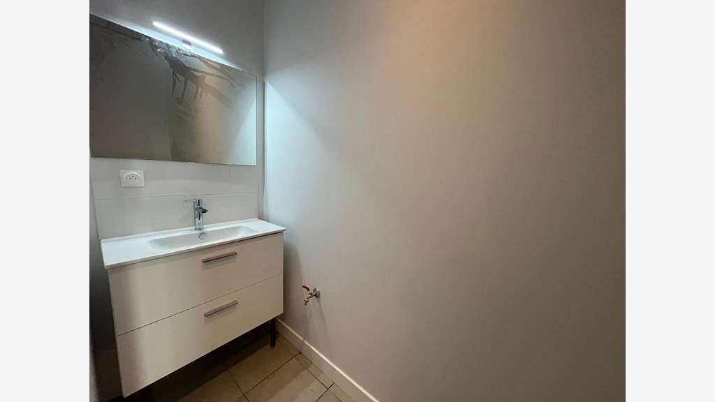 Local commercial de 60m² à louer Mérignac Capeyron