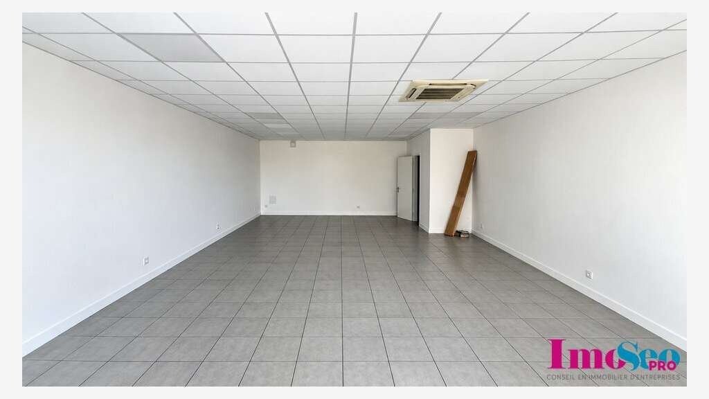 Local commercial de 60m² à louer Mérignac Capeyron