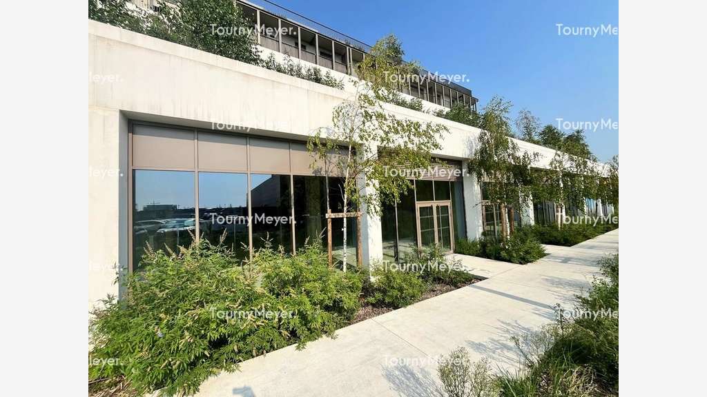A louer cellules commerciales de 430m² à Mérignac