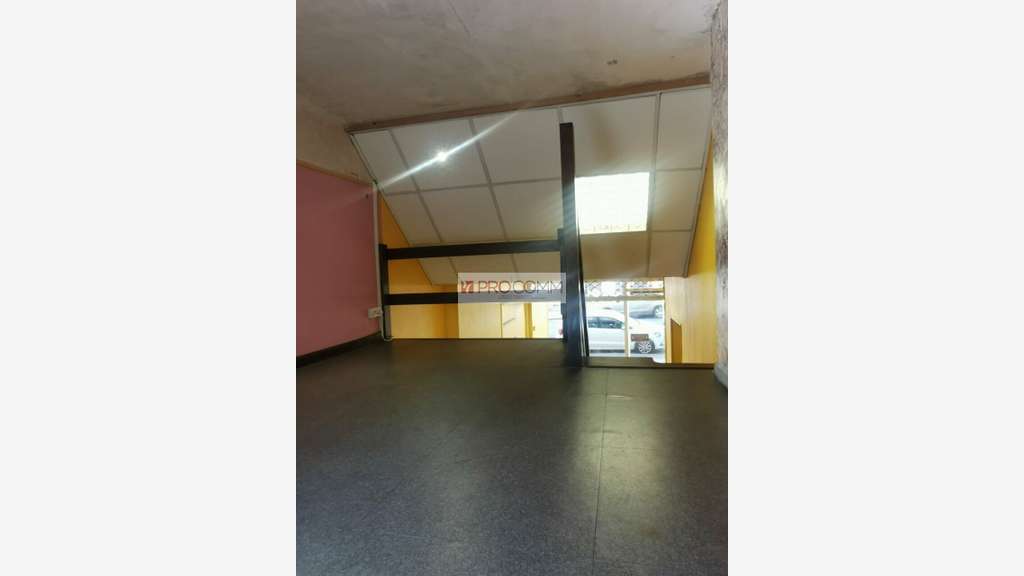 Local commercial 40m² à louer Metz Cœur Impérial
