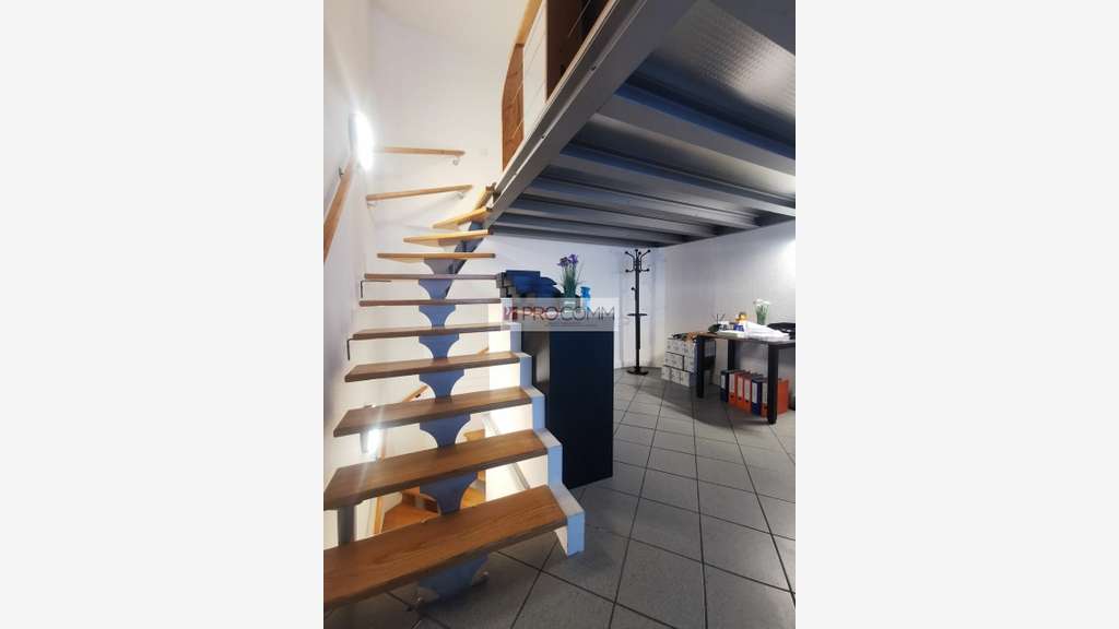 Local commercial 85m² à louer à Metz Gare