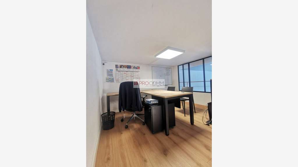 Local commercial 85m² à louer à Metz Gare