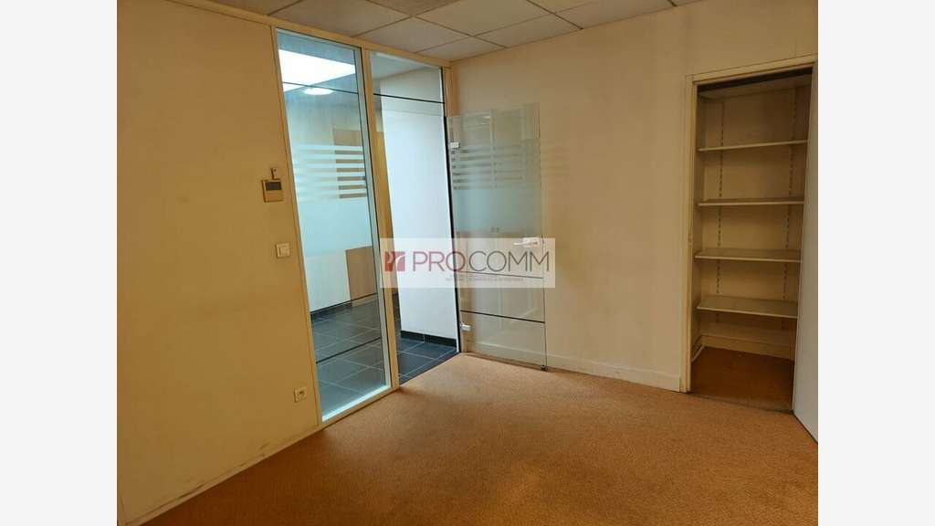 Local commercial 191m² à louer à Metz Queuleu