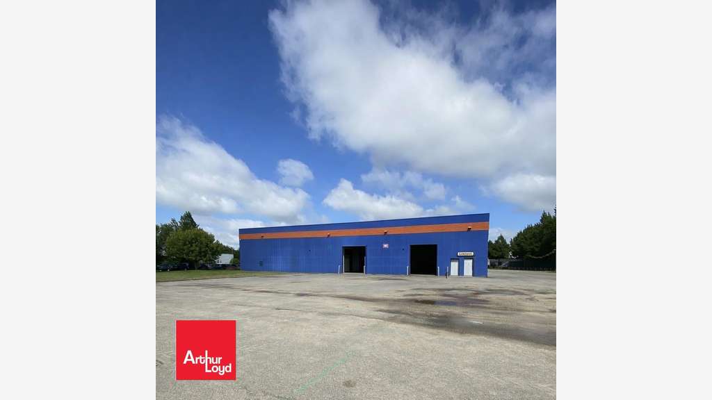 A louer bâtiment d'activités 1808m² à Mignières