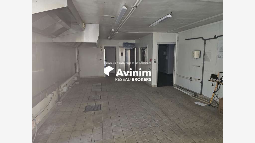 A louer laboratoire préparation 300m² à Mirefleurs