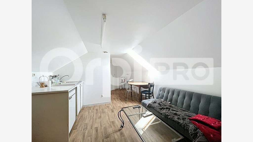 Local 110m² + appartement à louer à Monchy-St-Éloi