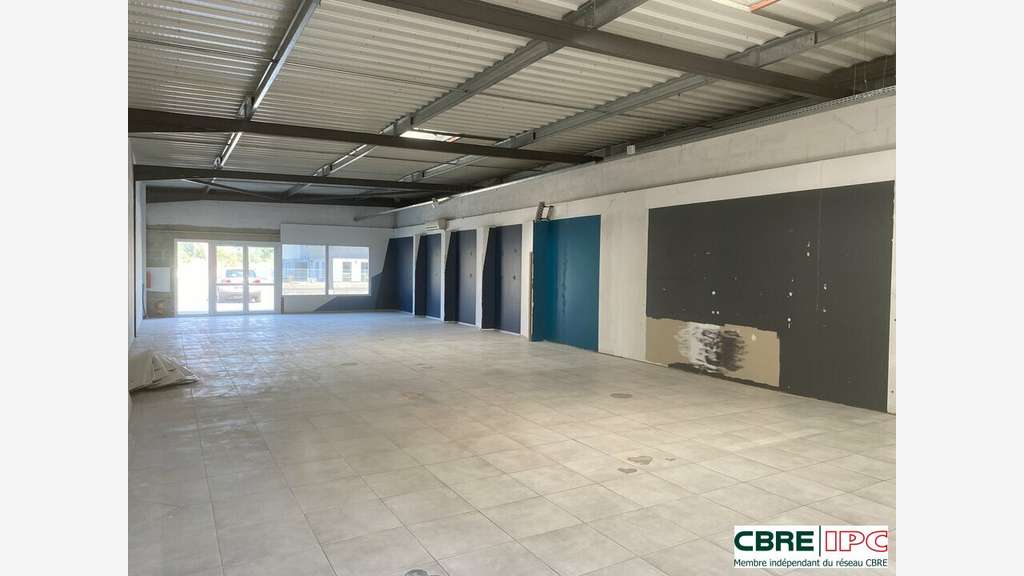 Location local commercial 172m² Mont-de-Marsan
