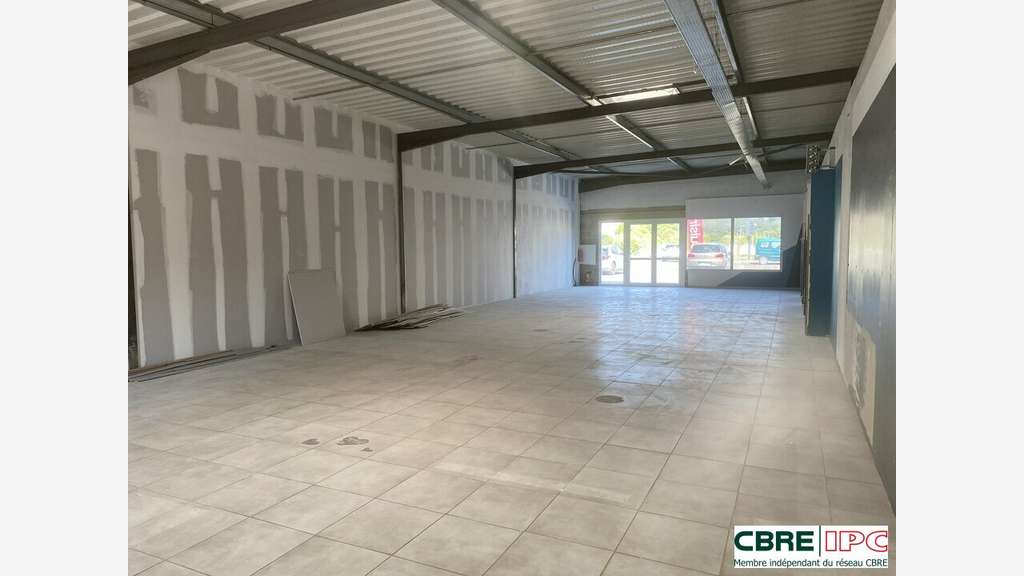 Location local commercial 172m² Mont-de-Marsan