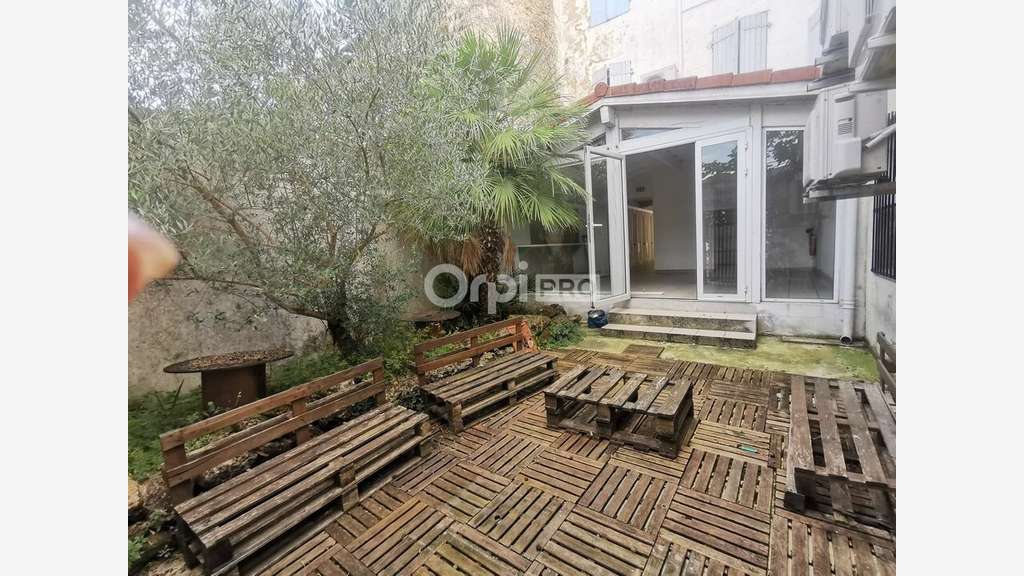 Local commercial de 119m² à louer à Mont de Marsan