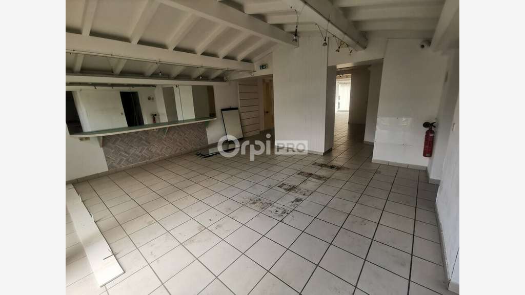 Local commercial de 119m² à louer à Mont de Marsan