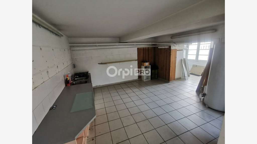 Local commercial de 119m² à louer à Mont de Marsan