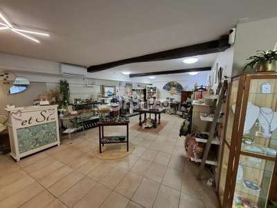 Location local commercial 60m² Mont-de-Marsan