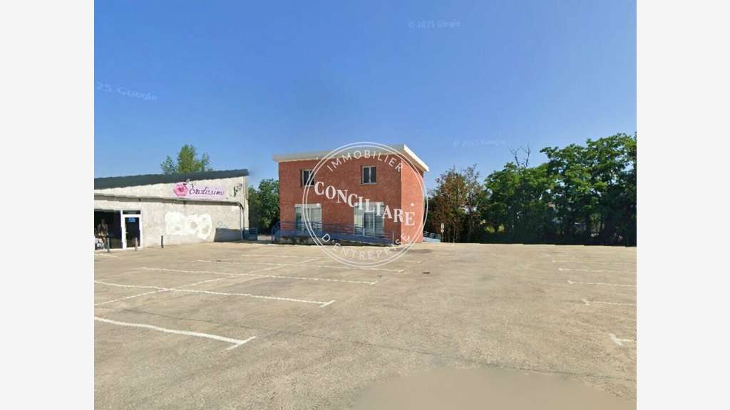 Local commercial 100m² à louer à Montauban