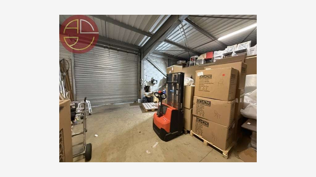 A louer local commercial 840m² empl N°1 Montauban