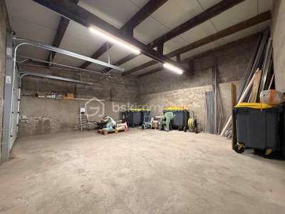 Loue local 118m² double accès idéal artisans 71