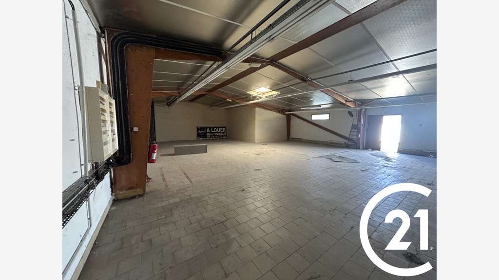 Immobilier Professionnel à louer MONTELIER