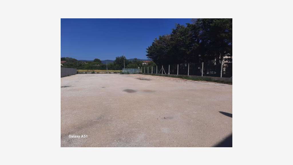 A louer entrepôt 750m² belle visibilité Montélimar