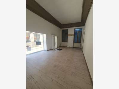 RUE RAYMOND DAUJAT 130M² A LOUER