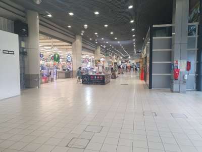A LOUER ESPACE DANS GALERIE HYPER MONTELIMAR