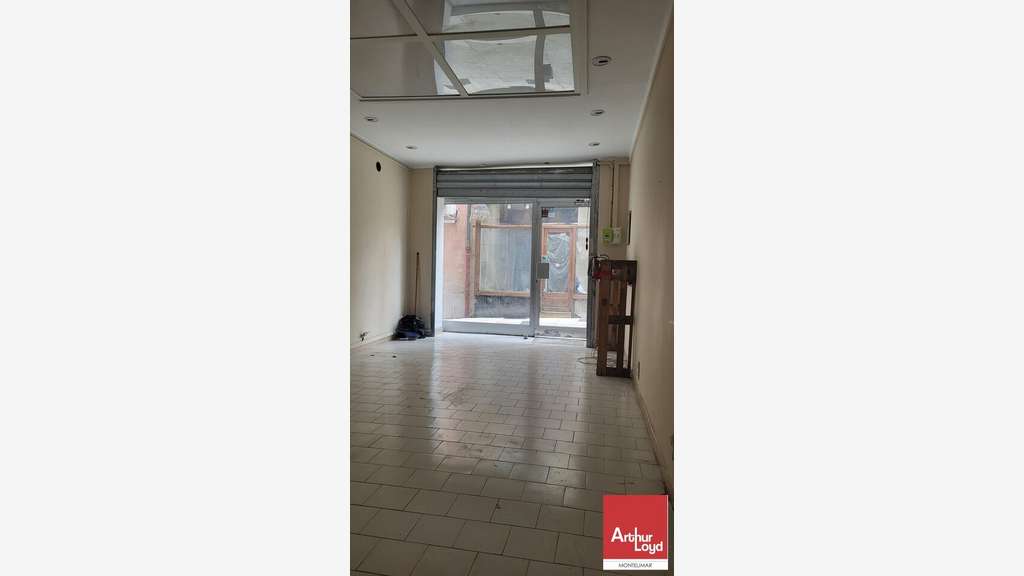 Local commercial de 40m² à louer Montélimar centre