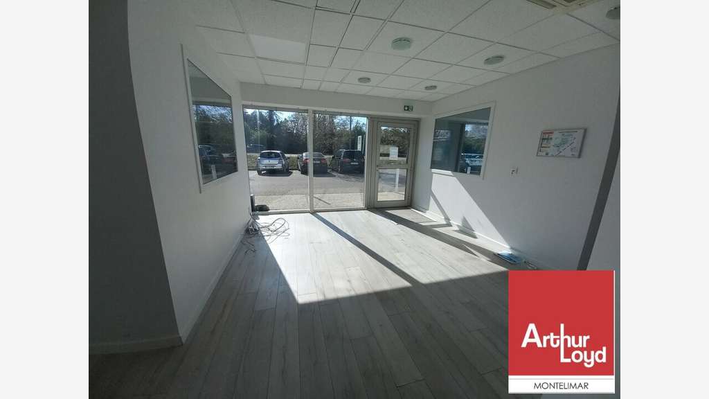 Local commercial bureaux 127m² à louer Montélimar